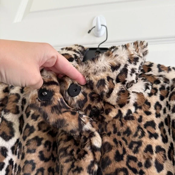 Leopard Print Faux Fur Coat - Picture 6 of 7